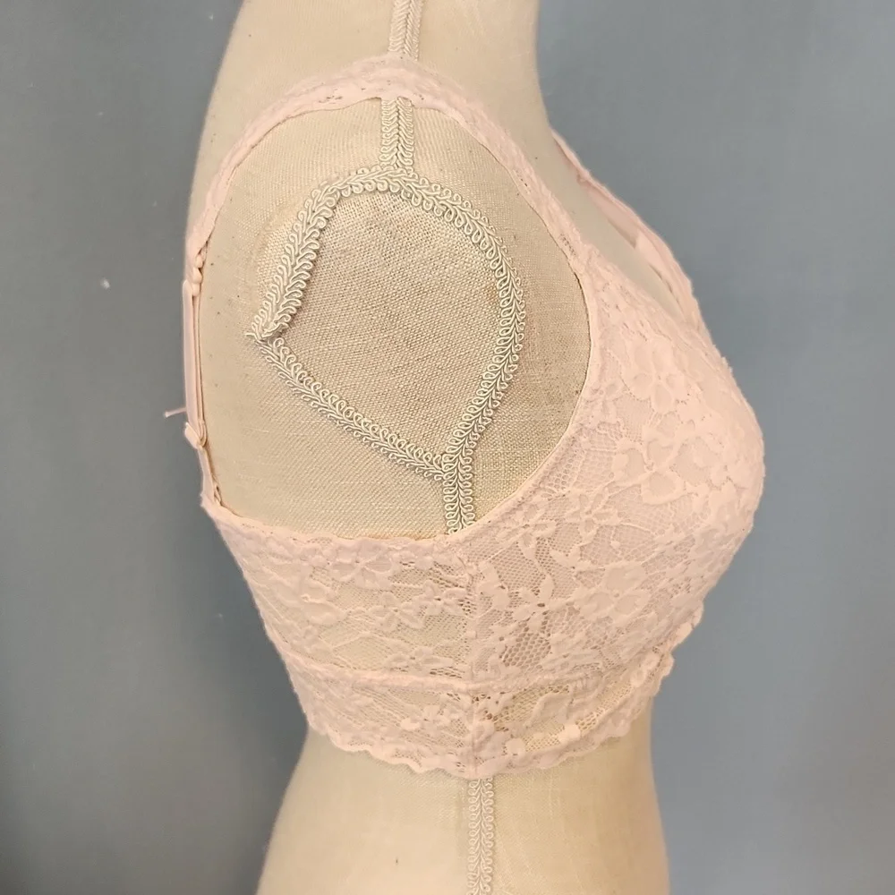 No Boundaries Coquette Powder Pink Floral Eyelet Lace Adjustable Bralette